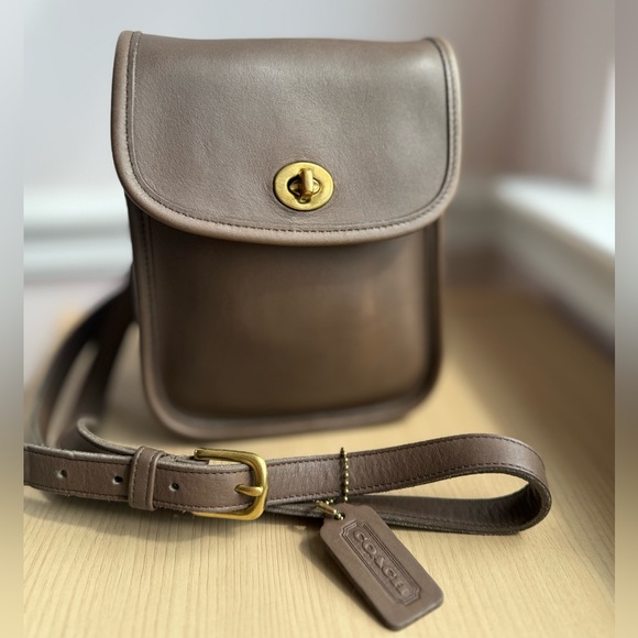 Vintage Coach sidepack 9978 Taupe crossbody - Picture 1 of 16